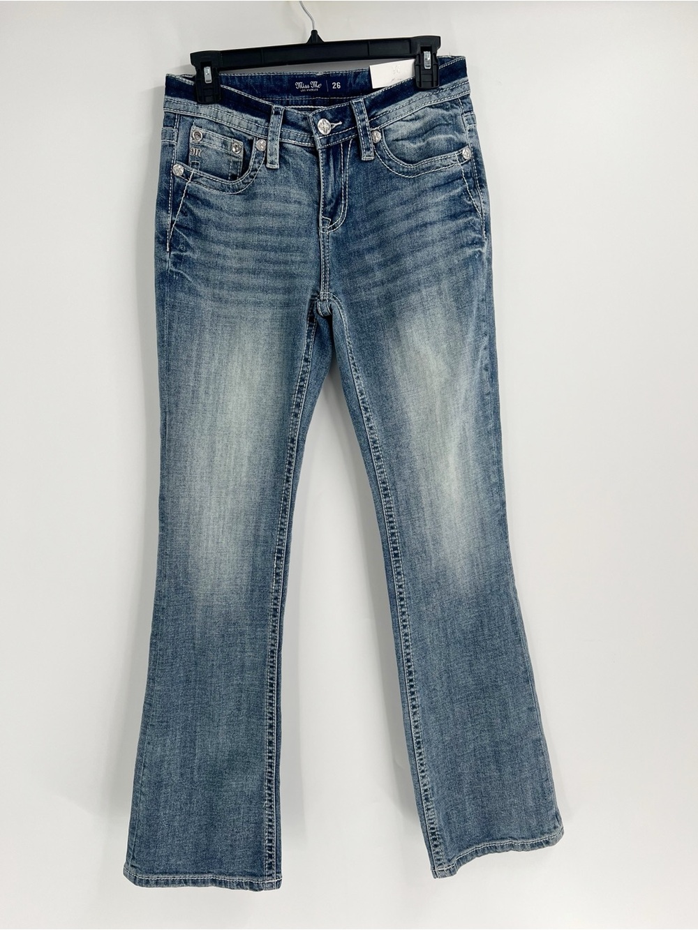 Miss Me Bootcut Embellished Jeans
Size 26 - Picture 2 of 7